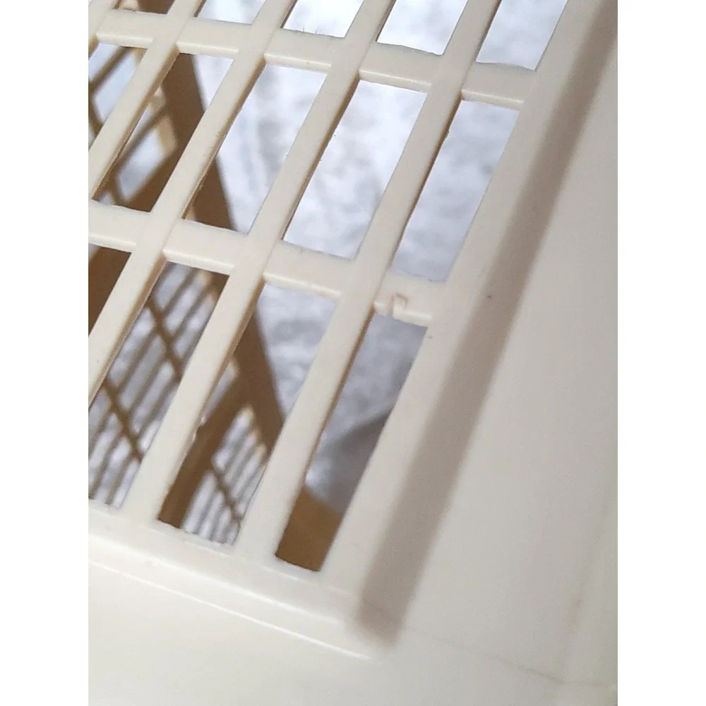 Vtg Rubbermaid 2985 12 Laundry Basket Beige Almond Plastic Rectangular Storage